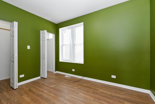 7359 S Vernon Avenue, Chicago, IL 60619