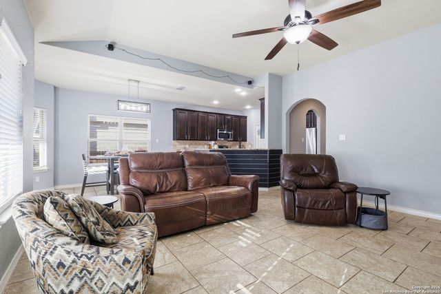 345 Morgan Run, Cibolo, TX 78108