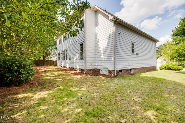 120 Hatchet Creek Court, Morrisville, NC 27560
