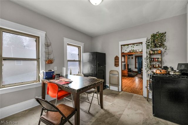 6904 Lawn Avenue, Cleveland, OH 44102