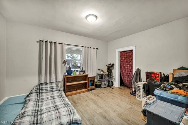 6904 Lawn Avenue, Cleveland, OH 44102