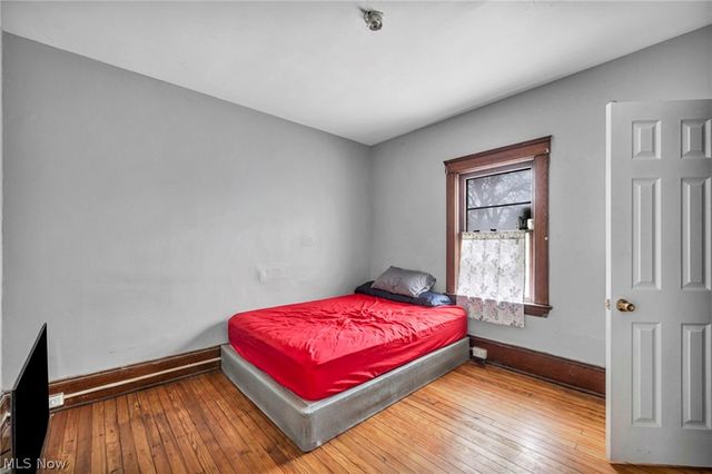 6904 Lawn Avenue, Cleveland, OH 44102