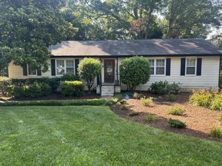 988 Stone Crest Circle, Chattanooga, TN 37421
