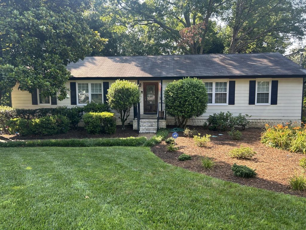 988 Stone Crest Circle, Chattanooga, TN 37421