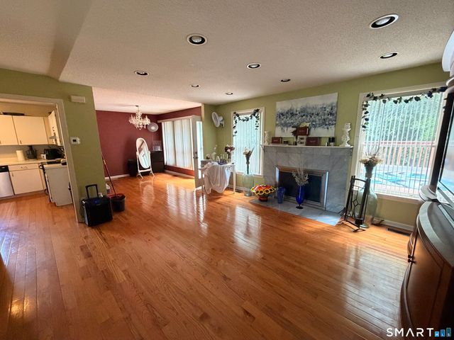 34 Bridle Circle, Torrington, CT 06790
