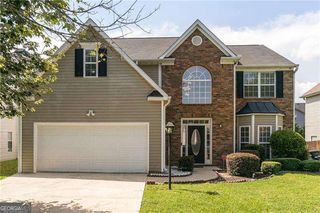 2251 Fall Creek Landing, Loganville, GA 30052