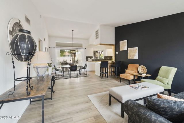 11135 E ELMHURST Drive, Sun Lakes, AZ 85248