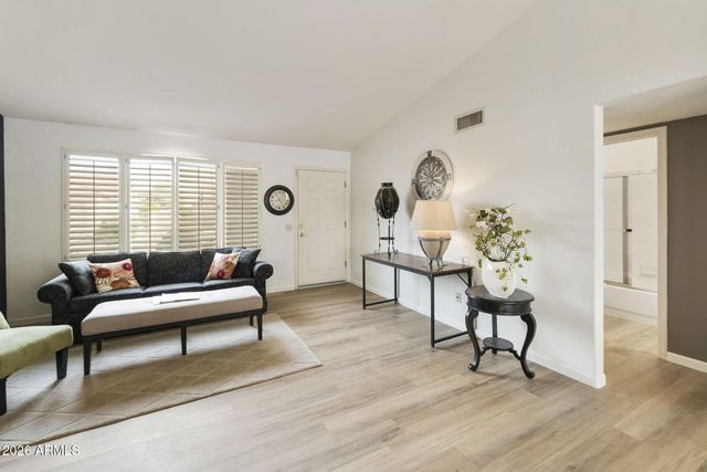 11135 E ELMHURST Drive, Sun Lakes, AZ 85248