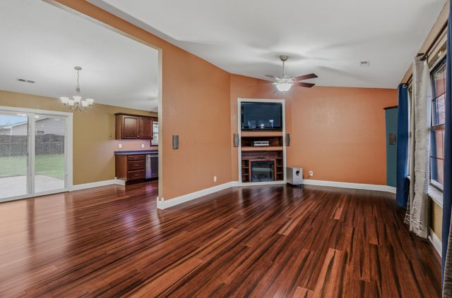 2713 POPPY WAY, Columbia, MO 65202