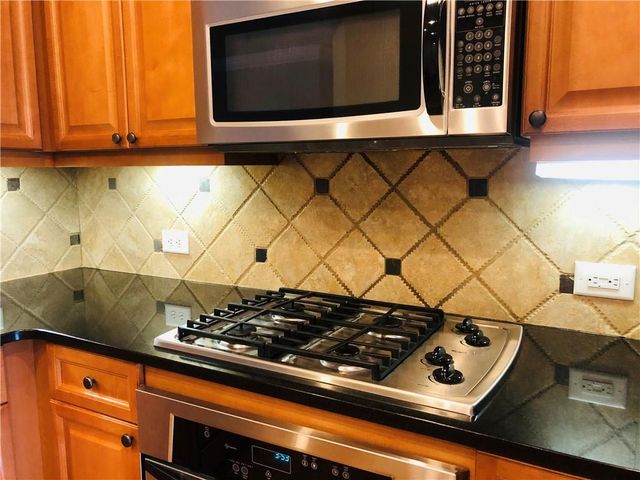 10240 Billings Pointe, Alpharetta, GA 30022