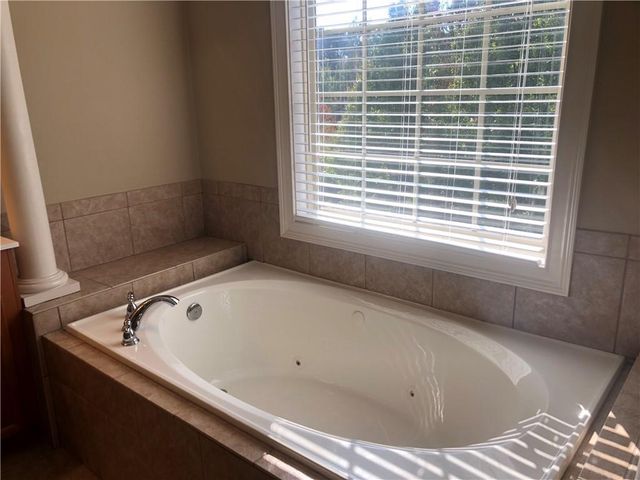 10240 Billings Pointe, Alpharetta, GA 30022