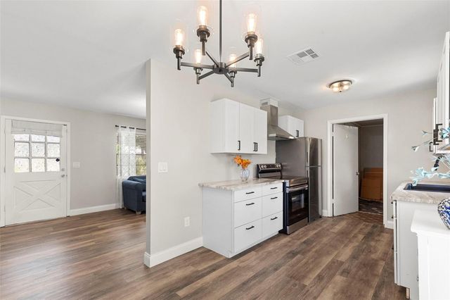 1218 E NEW ORLEANS AVENUE, Tampa, FL 33603
