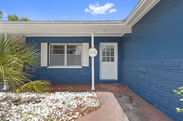 1218 E NEW ORLEANS AVENUE, Tampa, FL 33603