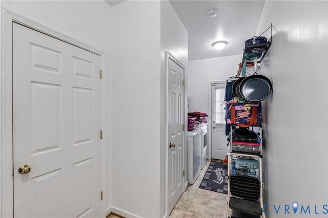8216 Cookes Farm Ct, Henrico, VA 23231