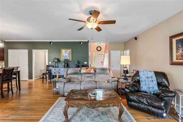 8216 Cookes Farm Ct, Henrico, VA 23231