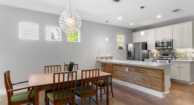 3104 Neal ST, Austin, TX 78702