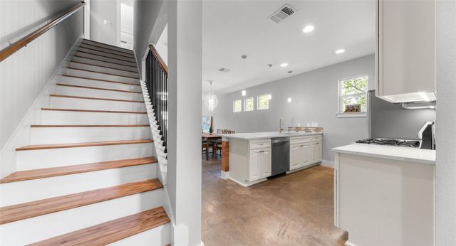 3104 Neal ST, Austin, TX 78702