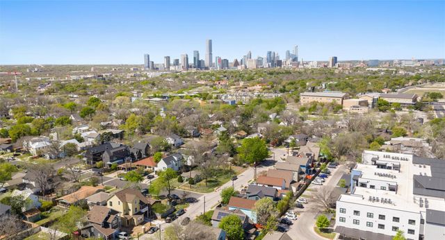 3104 Neal ST, Austin, TX 78702