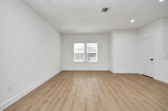8316 Corinth Street c, Houston, TX 77051