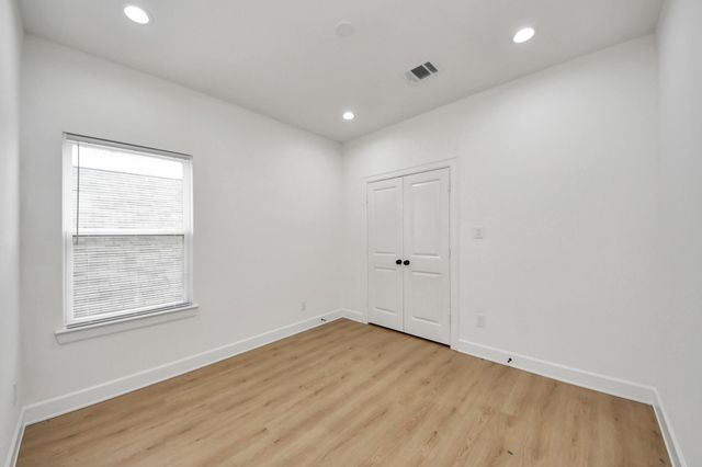 8316 Corinth Street c, Houston, TX 77051