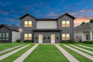8316 Corinth Street c, Houston, TX 77051