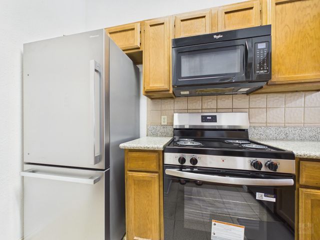 2802 Nueces ST 303, Austin, TX 78705