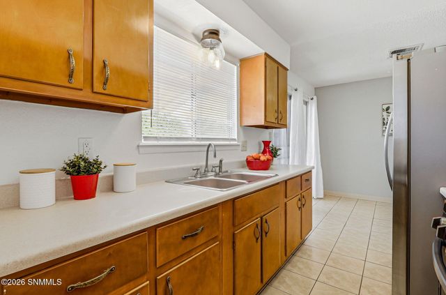 1820 Debra Street, Las Cruces, NM 88001