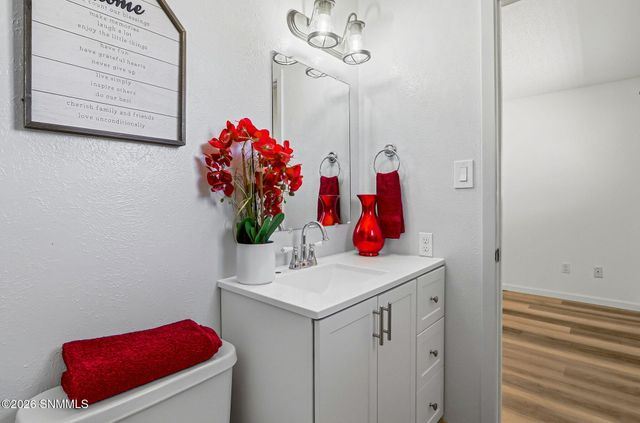 1820 Debra Street, Las Cruces, NM 88001