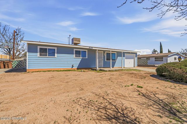 1820 Debra Street, Las Cruces, NM 88001