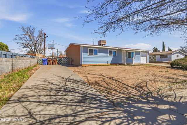 1820 Debra Street, Las Cruces, NM 88001