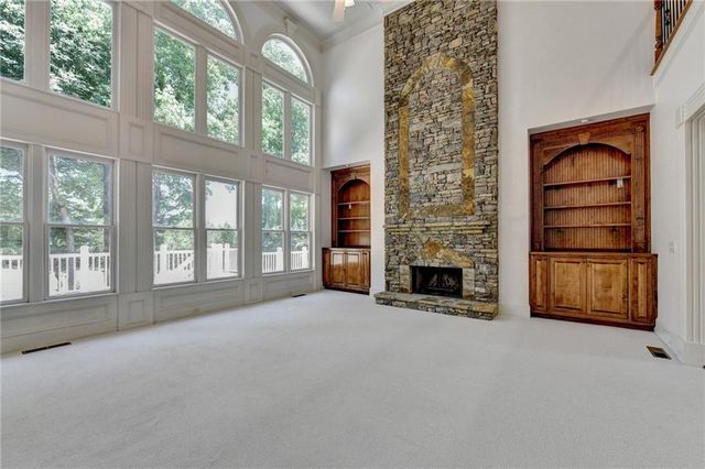 6940 Laurel Oak Drive, Suwanee, GA 30024