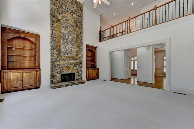 6940 Laurel Oak Drive, Suwanee, GA 30024