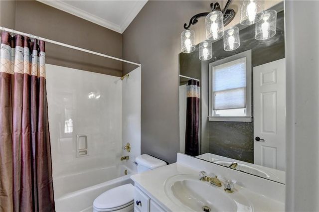 6940 Laurel Oak Drive, Suwanee, GA 30024