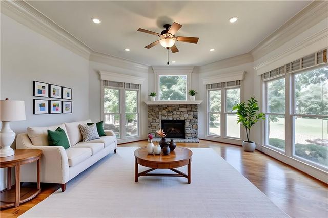 6940 Laurel Oak Drive, Suwanee, GA 30024