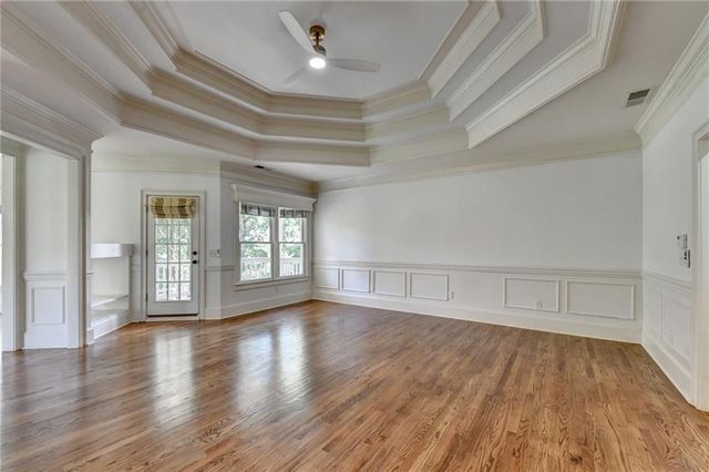 6940 Laurel Oak Drive, Suwanee, GA 30024