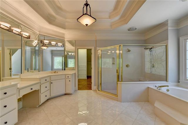 6940 Laurel Oak Drive, Suwanee, GA 30024