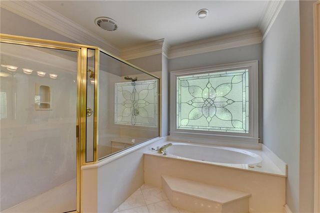 6940 Laurel Oak Drive, Suwanee, GA 30024