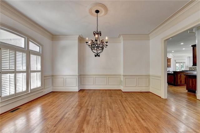 6940 Laurel Oak Drive, Suwanee, GA 30024