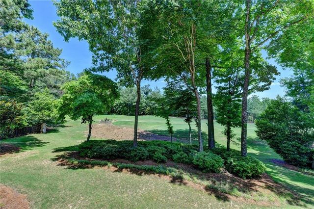 6940 Laurel Oak Drive, Suwanee, GA 30024