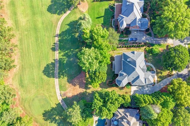 6940 Laurel Oak Drive, Suwanee, GA 30024