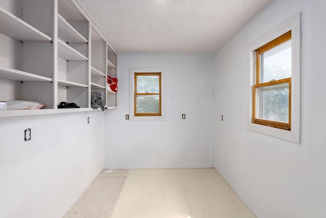 2332 S Waco Ave, Wichita, KS 67213