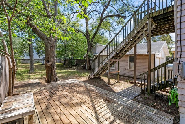 2332 S Waco Ave, Wichita, KS 67213