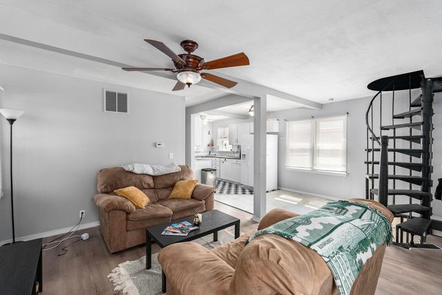 2332 S Waco Ave, Wichita, KS 67213