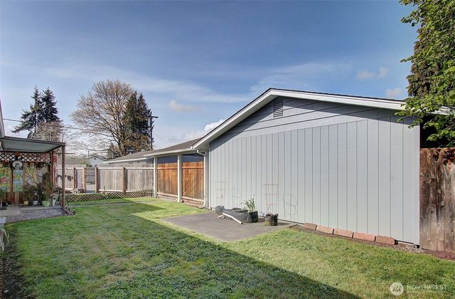 1807 N Tower Avenue, Centralia, WA 98531