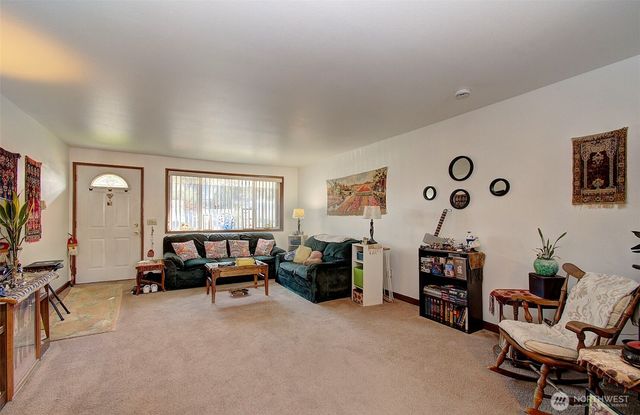 1807 N Tower Avenue, Centralia, WA 98531