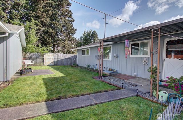 1807 N Tower Avenue, Centralia, WA 98531