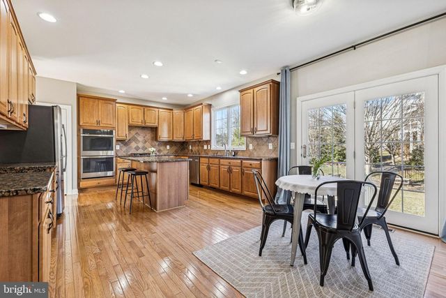 5793 WATERLOO BRIDGE CIR, Haymarket, VA 20169