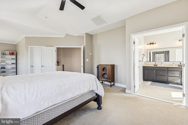 5793 WATERLOO BRIDGE CIR, Haymarket, VA 20169