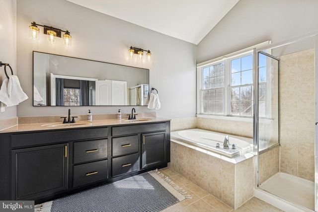 5793 WATERLOO BRIDGE CIR, Haymarket, VA 20169