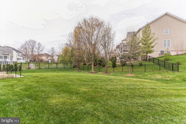 5793 WATERLOO BRIDGE CIR, Haymarket, VA 20169